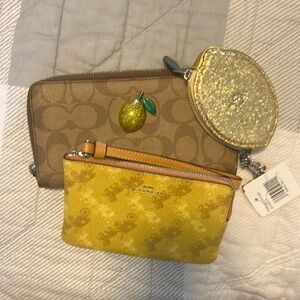NWT! Coach Signature Lemon 3 set